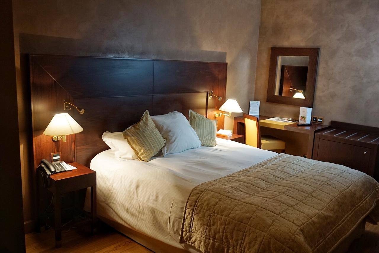 Hotel & Restaurants - Maison Chabran Pont-de-lʼIsère Zewnętrze zdjęcie
